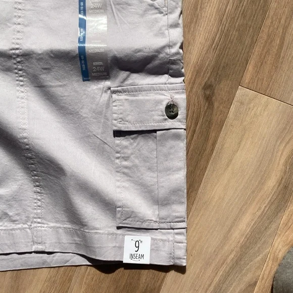 Lee Bermuda short soft flex comfort waistband midrise 9 in inseam 24W - Picture 6 of 17